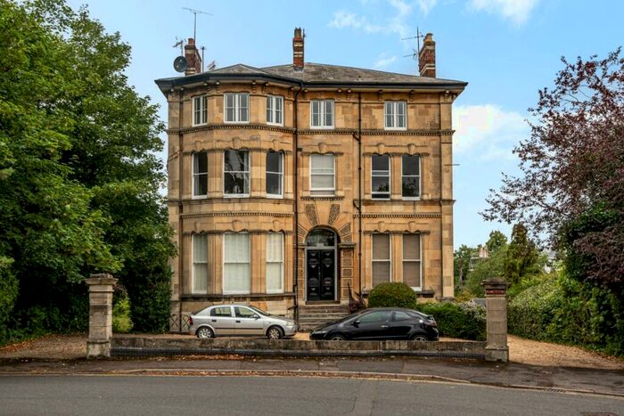 2 Bedroom Flat To Rent In Overton Park Road Cheltenham, GL50