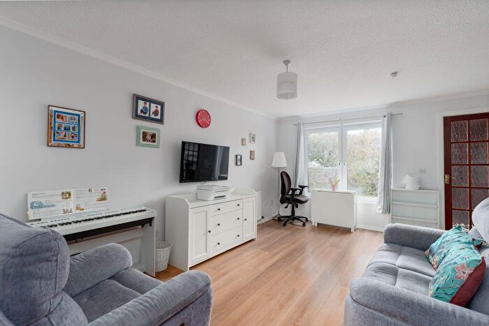 2 Bedroom Terraced House For Sale In Nellfield, Edinburgh, EH16