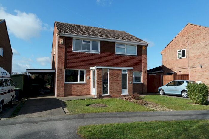 2 Bedroom Semi-Detached House To Rent In Latimer Drive, Bramcote, NG9