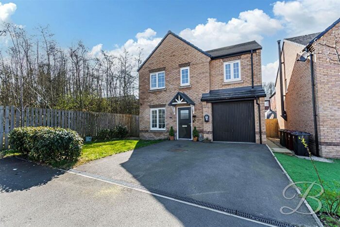 4 Bedroom Detached House For Sale In Denby Close, Wingerworth, Chesterfield, S42