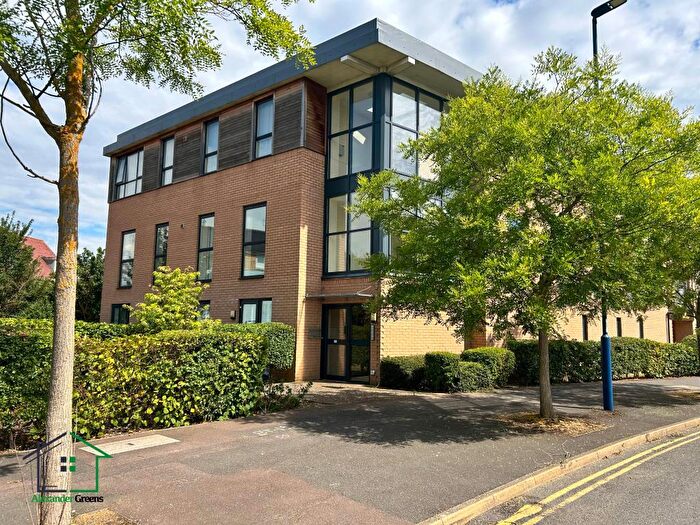 2 Bedroom Apartment To Rent In Chieftain Way, Cambridge, CB4