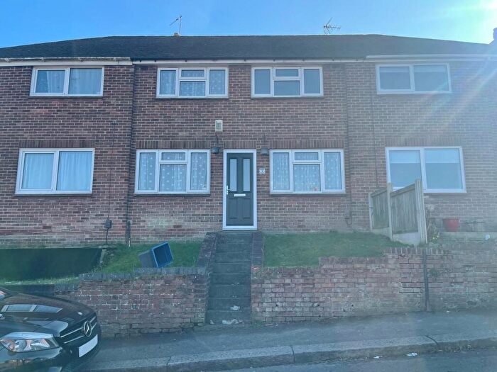 3 Bedroom Terraced House To Rent In Westbury Road, Dover, CT17