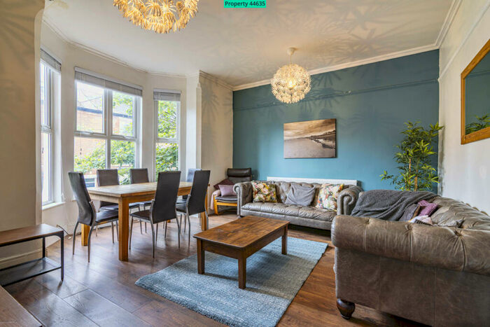 6 Bedroom Semi-Detached House To Rent In Portland Road, Nottingham, NG7