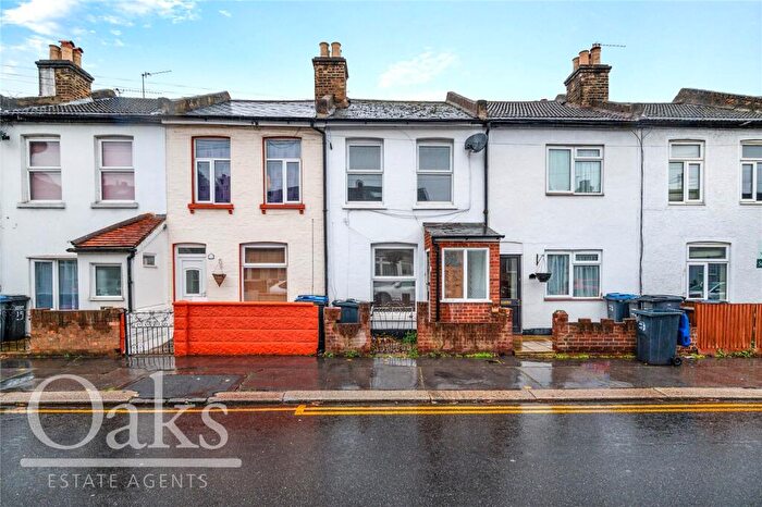 2 Bedroom Terraced House For Sale In Gloucester Road, Croydon, CR0
