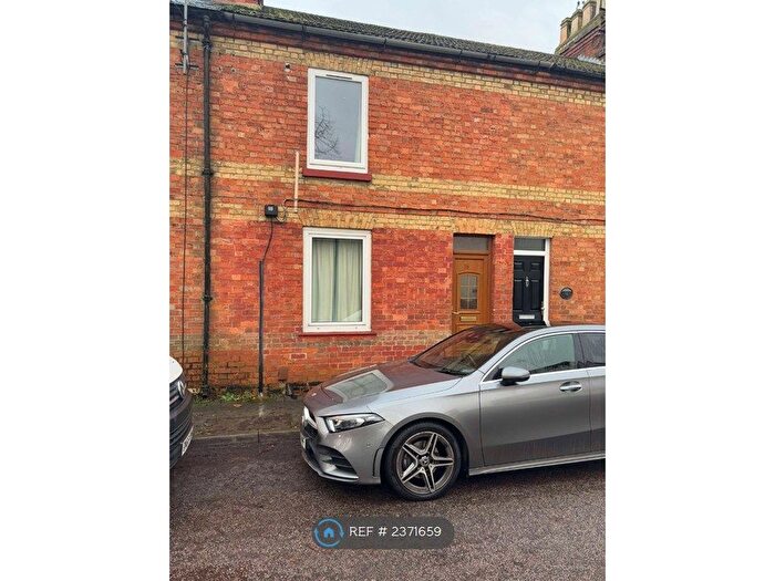 3 Bedroom Terraced House To Rent In Wood Street, New Bradwell, Milton Keynes, MK13