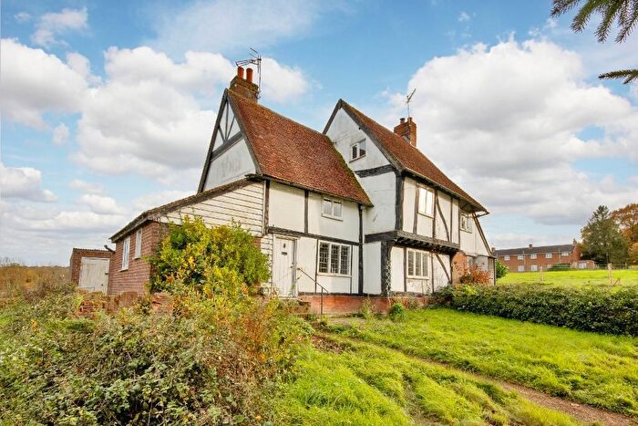 3 Bedroom Semi Detached House For Sale In Little Pattenden Cottages, Goudhurst, Kent, TN17