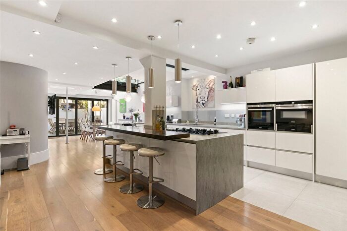 5 Bedroom Terraced House For Sale In Rosehill Road, London, SW18