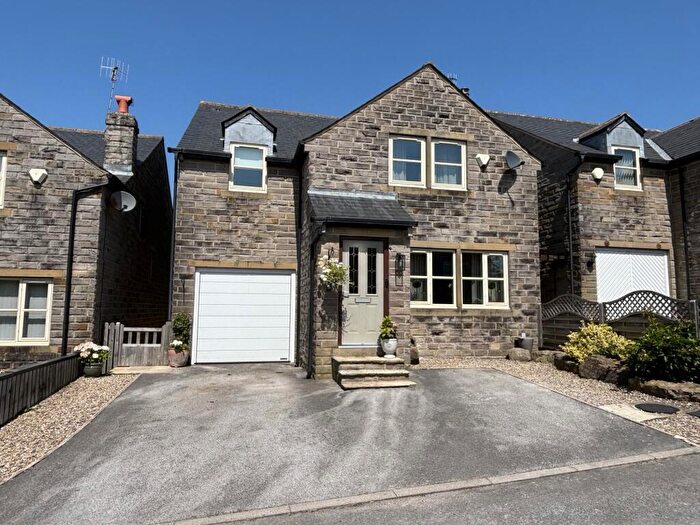 4 Bedroom Detached House For Sale In Broomfield, Wilsden, Bingley, Bradford, BD15