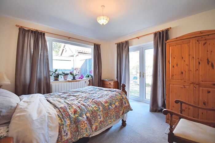 2 Bedroom Detached Bungalow For Sale In Casswell Crescent, Fulstow, LN11