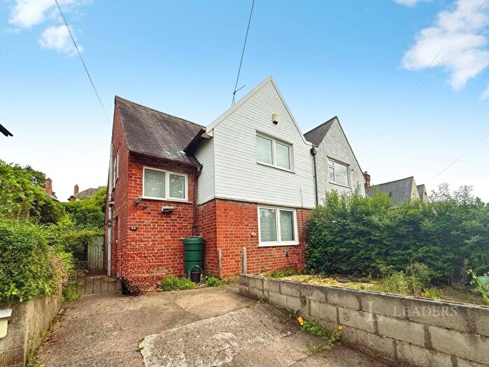 3 Bedroom Semi-Detached House To Rent In Bonnington Crescent, NG5