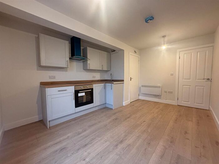 1 Bedroom Flat To Rent In Market Place, Whitwick, Coalville, LE67