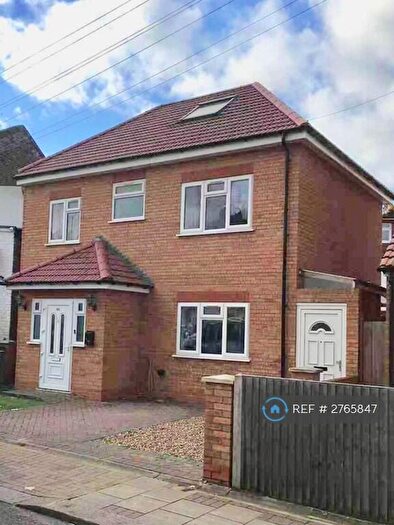 3 Bedroom Detached House To Rent In Pembroke Road, Wembley, HA9