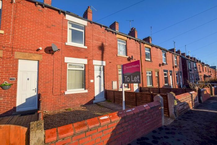 2 Bedroom Terraced House To Rent In Manchester Road, Stocksbridge, S36