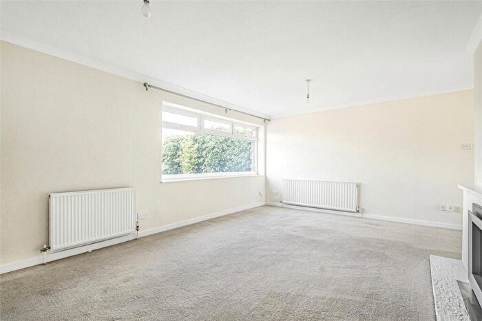 4 Bedroom Detached House To Rent In Hodgetts Lane, Burton Green, Kenilworth, Warwickshire, CV8