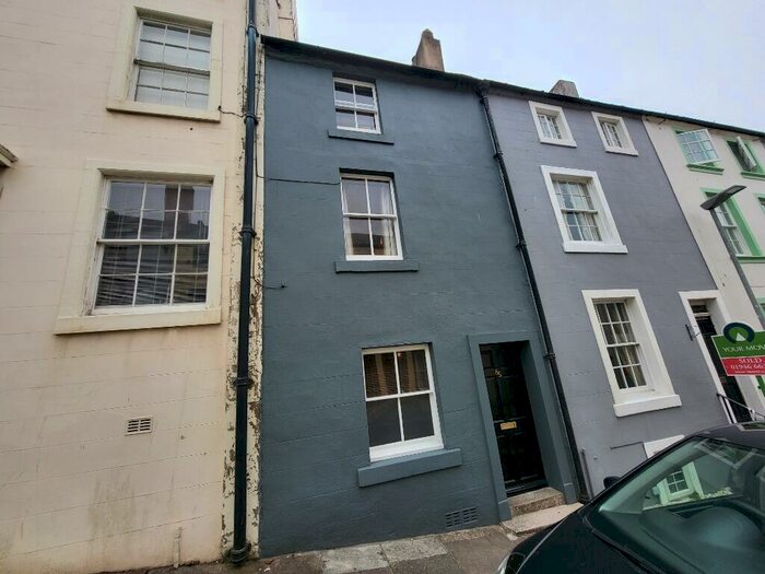 2 Bedroom Town House To Rent In Scotch Street, Whitehaven, CA28