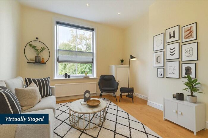 1 Bedroom Flat To Rent In Cavendish Road, Brondesbury, NW6