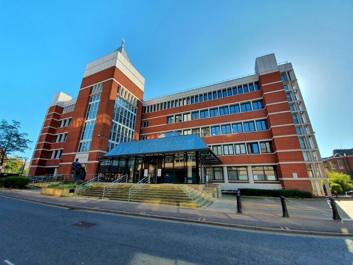 1 Bedroom Apartment To Rent In Surrey Street, Norwich, NR1