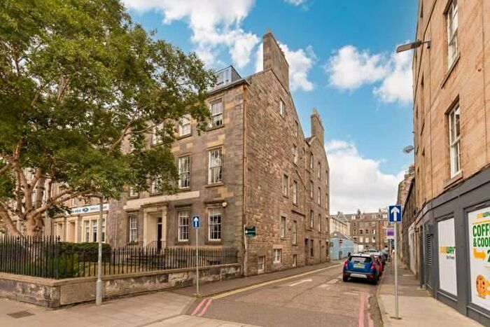 2 Bedroom Flat To Rent In Kirk Street, Leith, Edinburgh, EH6