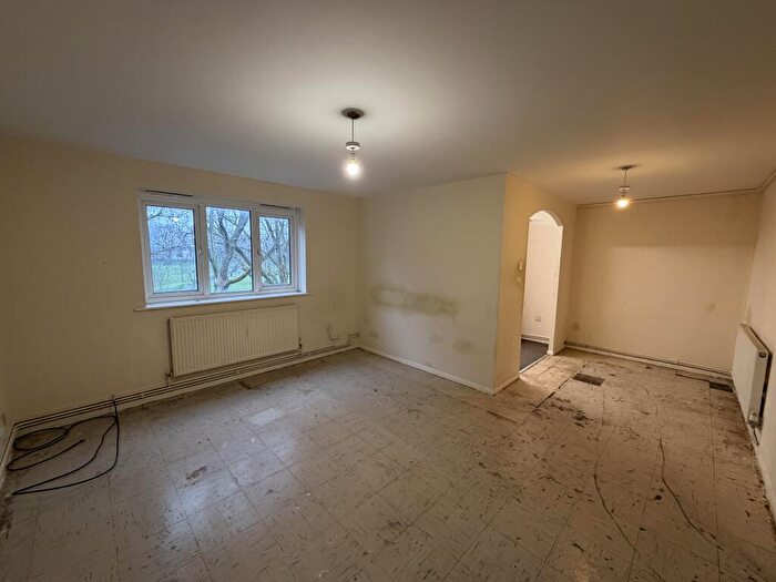 2 Bedroom Flat For Sale In Inwen Court, Grinstead Road, Deptford, London, SE8