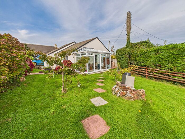 3 Bedroom Detached Bungalow For Sale In Gladwell Gardens, Stratton, Bude, EX23