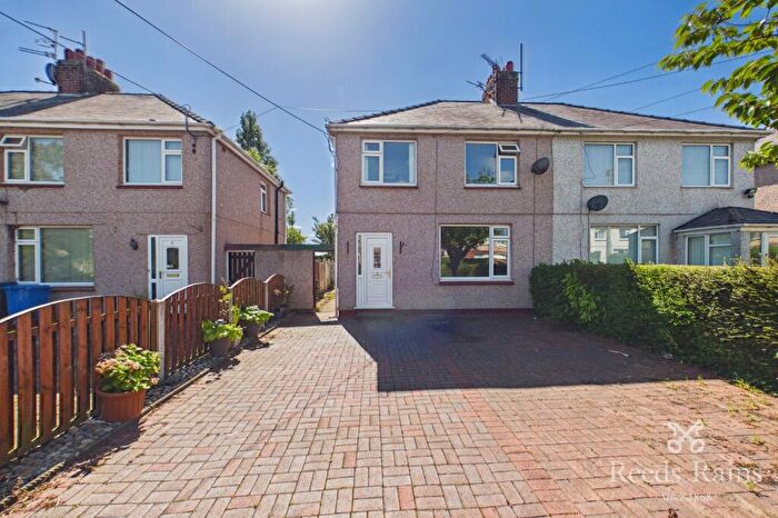 3 Bedroom Semi Detached House To Rent In Clos Y Berllan, Rhuddlan, Denbighshire, LL18