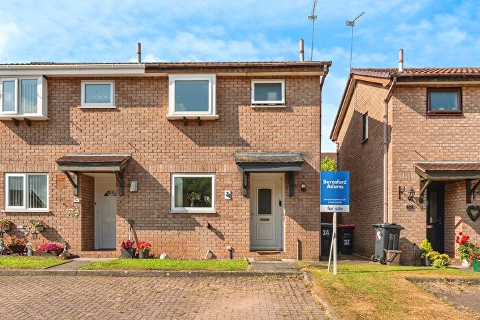 2 Bedroom End Of Terrace House For Sale In Browning Close, Chester, Cheshire, CH1