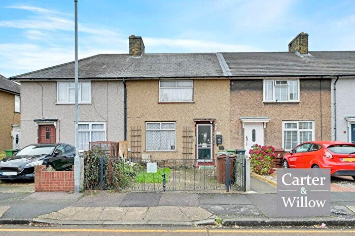 3 Bedroom Terraced House For Sale In Basedale Road, Dagenham, RM9