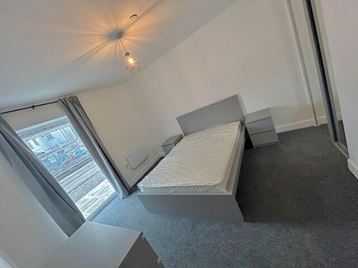 1 Bedroom Apartment To Rent In Richmond Village, Richmond Road, Cardiff(City), CF24