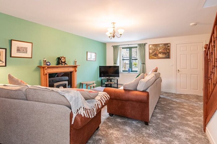3 Bedroom Terraced House For Sale In Kings Mill Lane, Settle, North Yorkshire, BD24