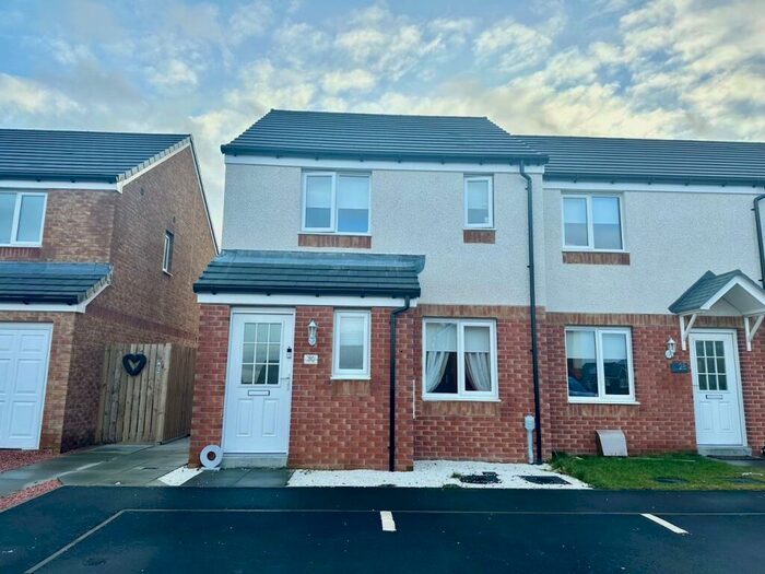 3 Bedroom House To Rent In Drumgray Drive, Cambuslang, G72