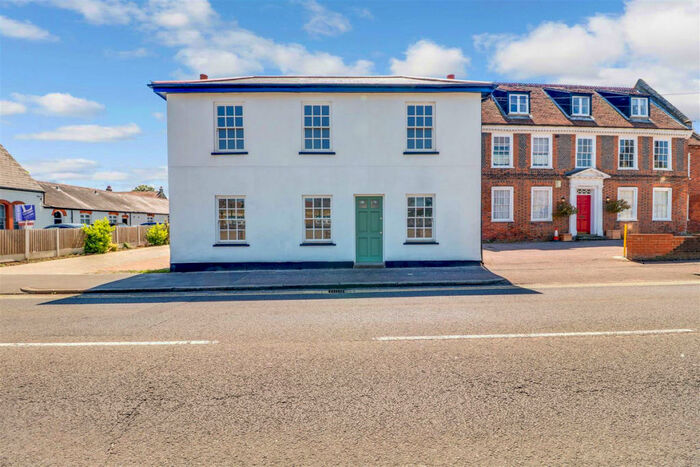 1 Bedroom Apartment To Rent In East Street, Southend-on-sea, SS2