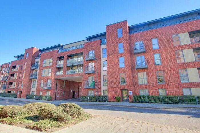 2 Bedroom Apartment To Rent In Ardent House, Centenary Quay, Woolston, SO19