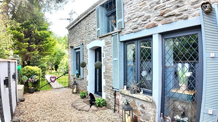 2 Bedroom Cottage For Sale In High Street, Argoed, NP12