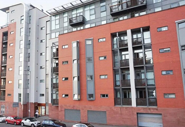 2 Bedroom Flat For Sale In Pall Mall, Liverpool, Merseyside, L3