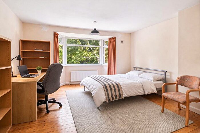 5 Bedroom Semi-Detached House To Rent In Lucraft Road, Brighton, BN2