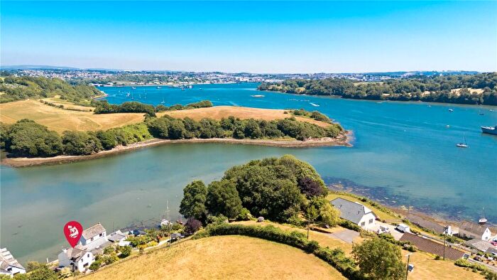 3 Bedroom Semi-Detached House For Sale In Antony Passage, Saltash, Cornwall, PL12