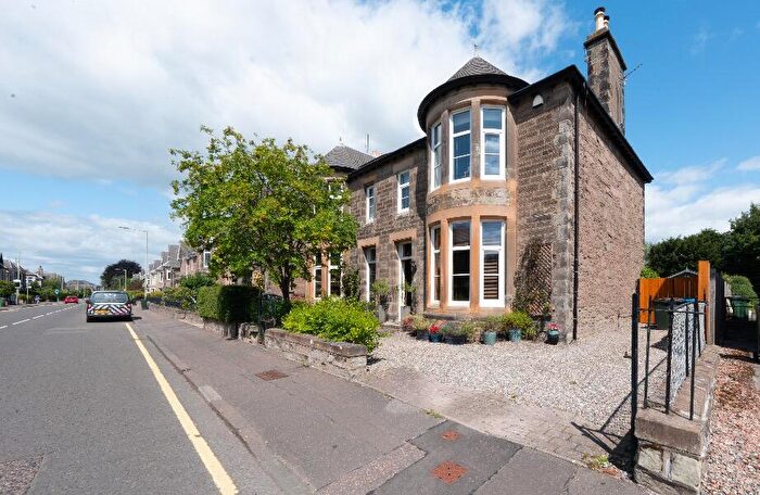 5 Bedroom Semi-Detached House To Rent In Balhousie Street, Perth, Perthshire, PH1