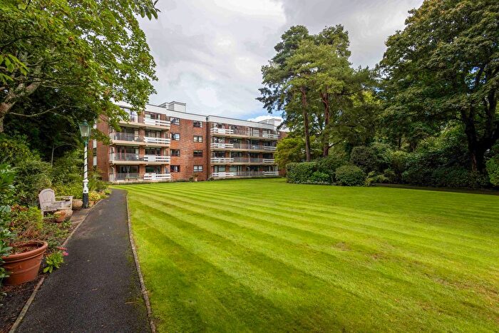 3 Bedroom Flat To Rent In Martello House, Western Road, Canford Cliffs, BH13