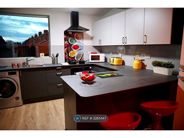 5 Bedroom Terraced House To Rent In Elm Hall Drive, Liverpool, L18