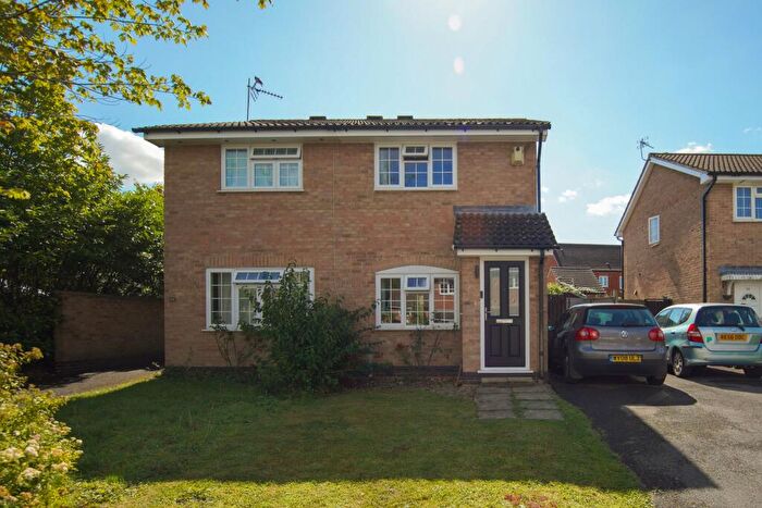 2 Bedroom House To Rent In Homeleaze Road, Brentry, Bristol, BS10