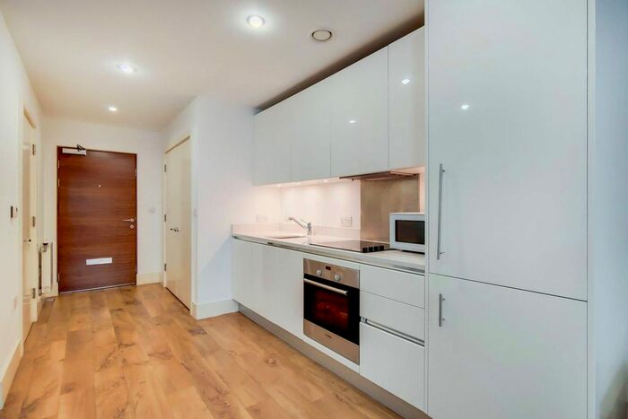 Studio To Rent In Warehouse Court, Woolwich Riverside, London, SE18