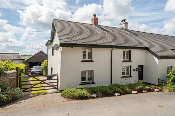 3 Bedroom End Of Terrace House For Sale In Langtree, Torrington, Devon, EX38