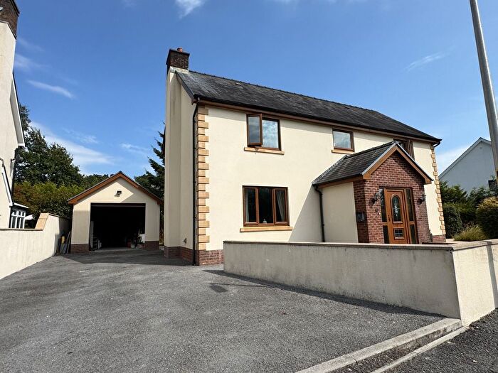 4 Bedroom Detached House For Sale In Kings Road, Llandybie, Ammanford, Carmarthenshire., SA18