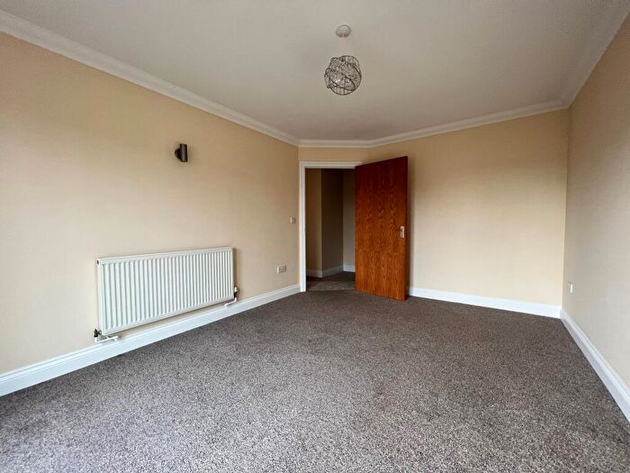 2 Bedroom Apartment To Rent In St Leonards Road, BN21
