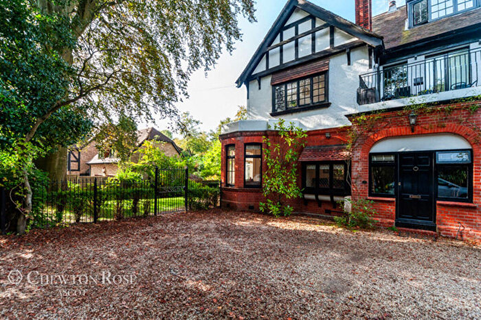 2 Bedroom Apartment For Sale In Burleigh Road, Ascot, SL5