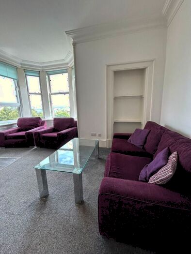 3 Bedroom Flat To Rent In Victoria Road, City Centre, Dundee, DD1