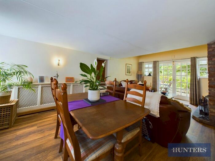 4 Bedroom Semi-Detached House For Sale In Hunmanby Street, Muston, Filey, YO14