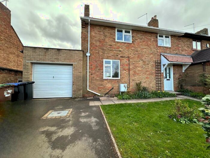 3 Bedroom Semi-Detached House For Sale In Carey Close, Moulton, Northampton, NN3