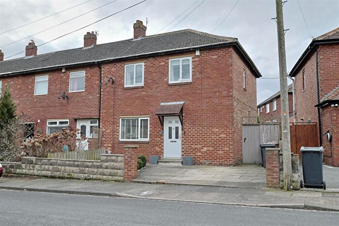 3 Bedroom End Of Terrace House For Sale In Granville Drive, Forest Hall, Newcastle Upon Tyne, NE12