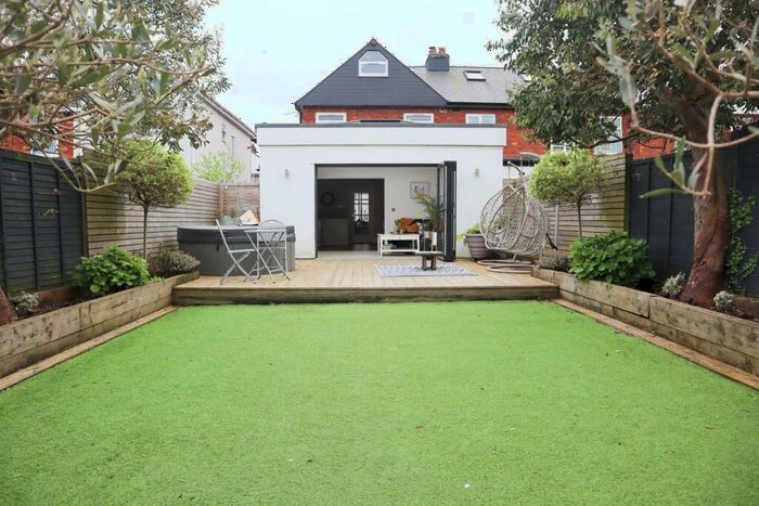 3 Bedroom House To Rent In St. Michaels Avenue, Clevedon, BS21